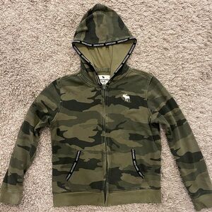 Abercrombie kids camo zipper